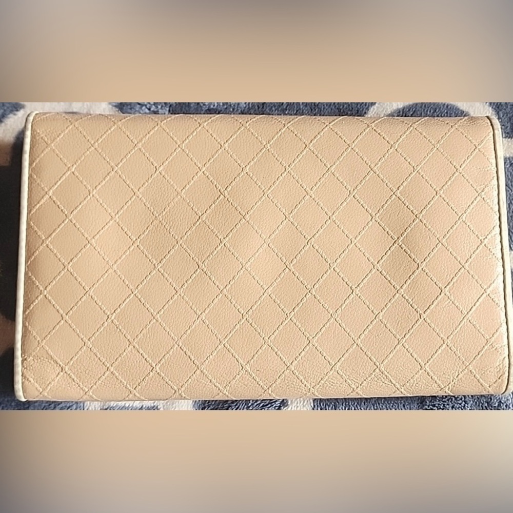 Chanel Beige/Cream Lambskin Leather Front Snap Diamond Trifold Long Wallet COA - Picture 3 of 13